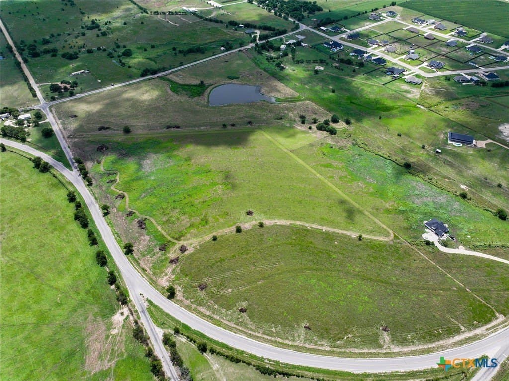 10 acres in Bell County gallery image 3