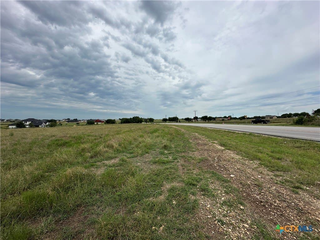 10 acres in Bell County - photo 8
