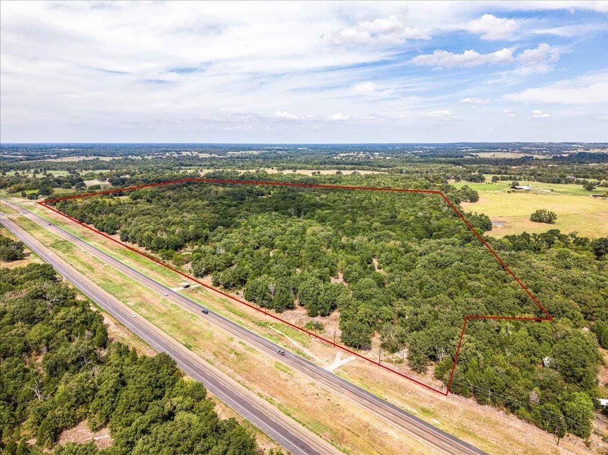 84.96 acres in Henderson County - photo 3