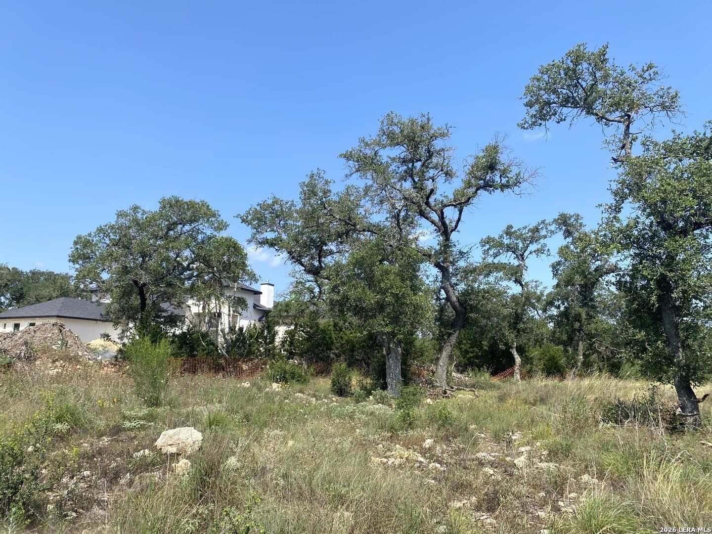 1 acres in Comal County gallery image 4