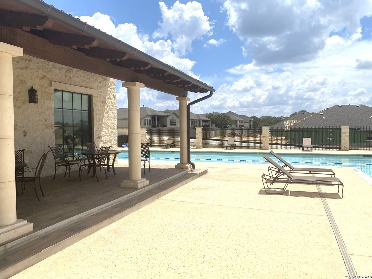 1 acres in Comal County - photo 9