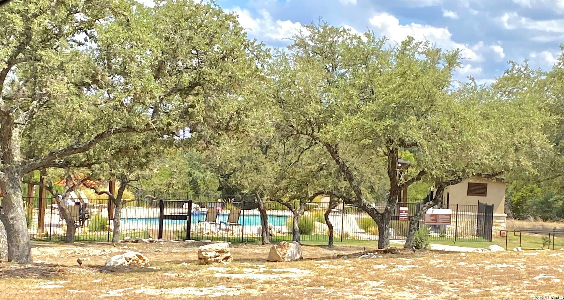 1 acres in Comal County - photo 6