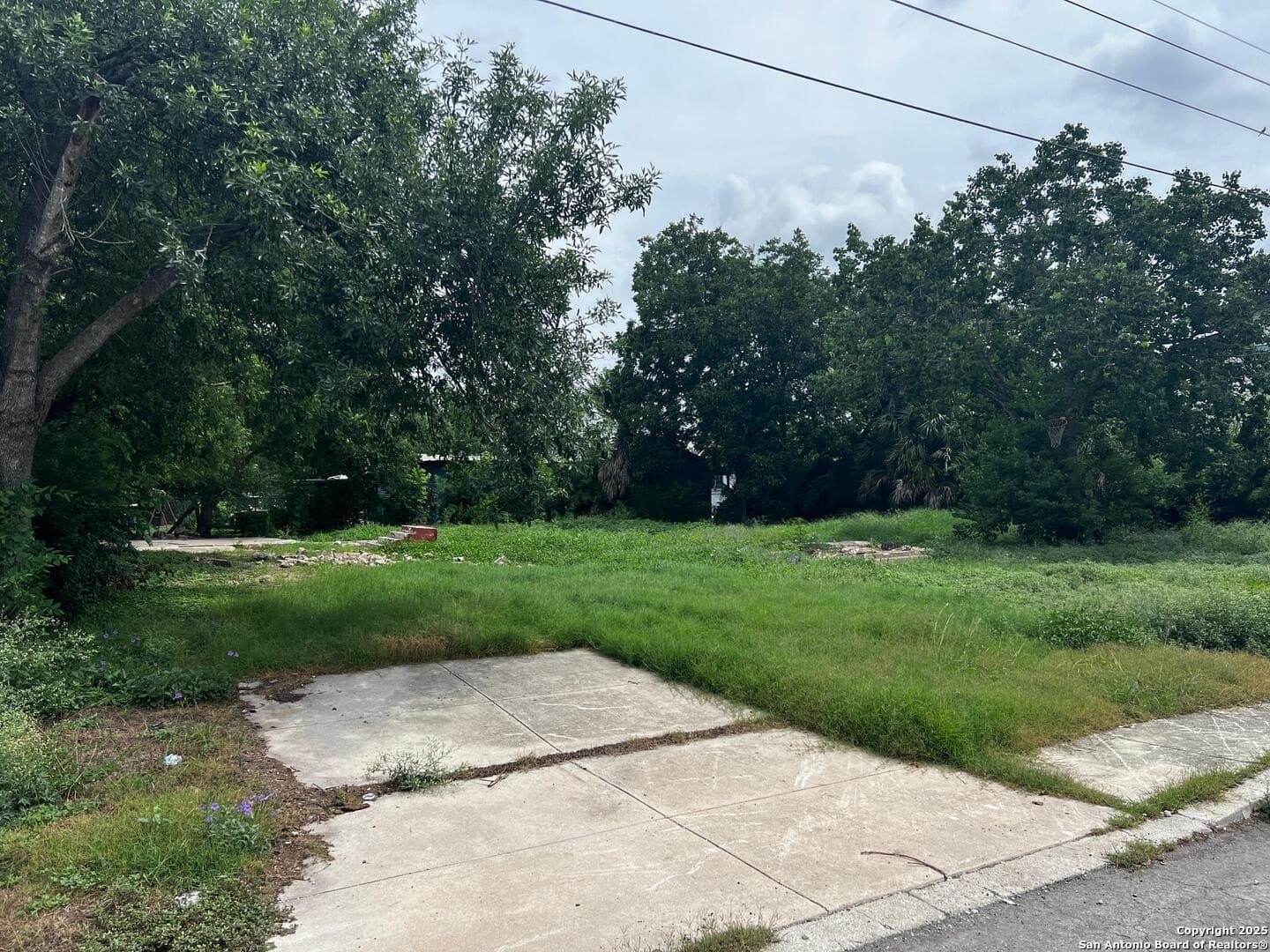 0.21 acres in Bexar County - photo 4