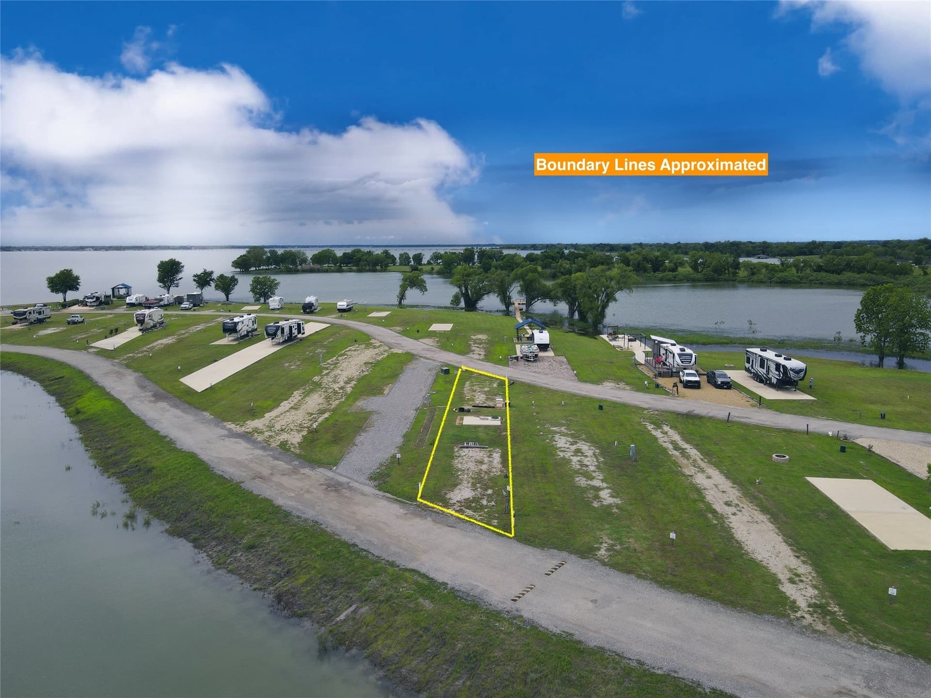0.09 acres in Navarro County - photo 14