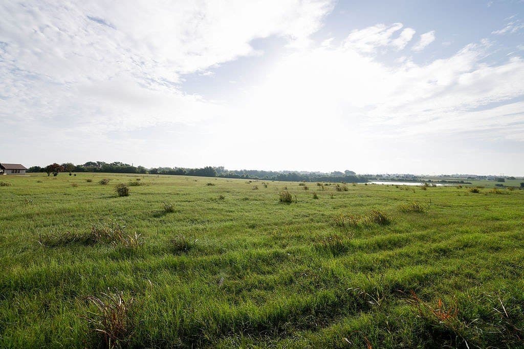 2.88 acres in Fayette County - photo 10