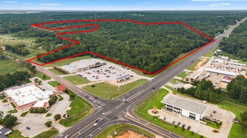 60.57 acres in Smith County