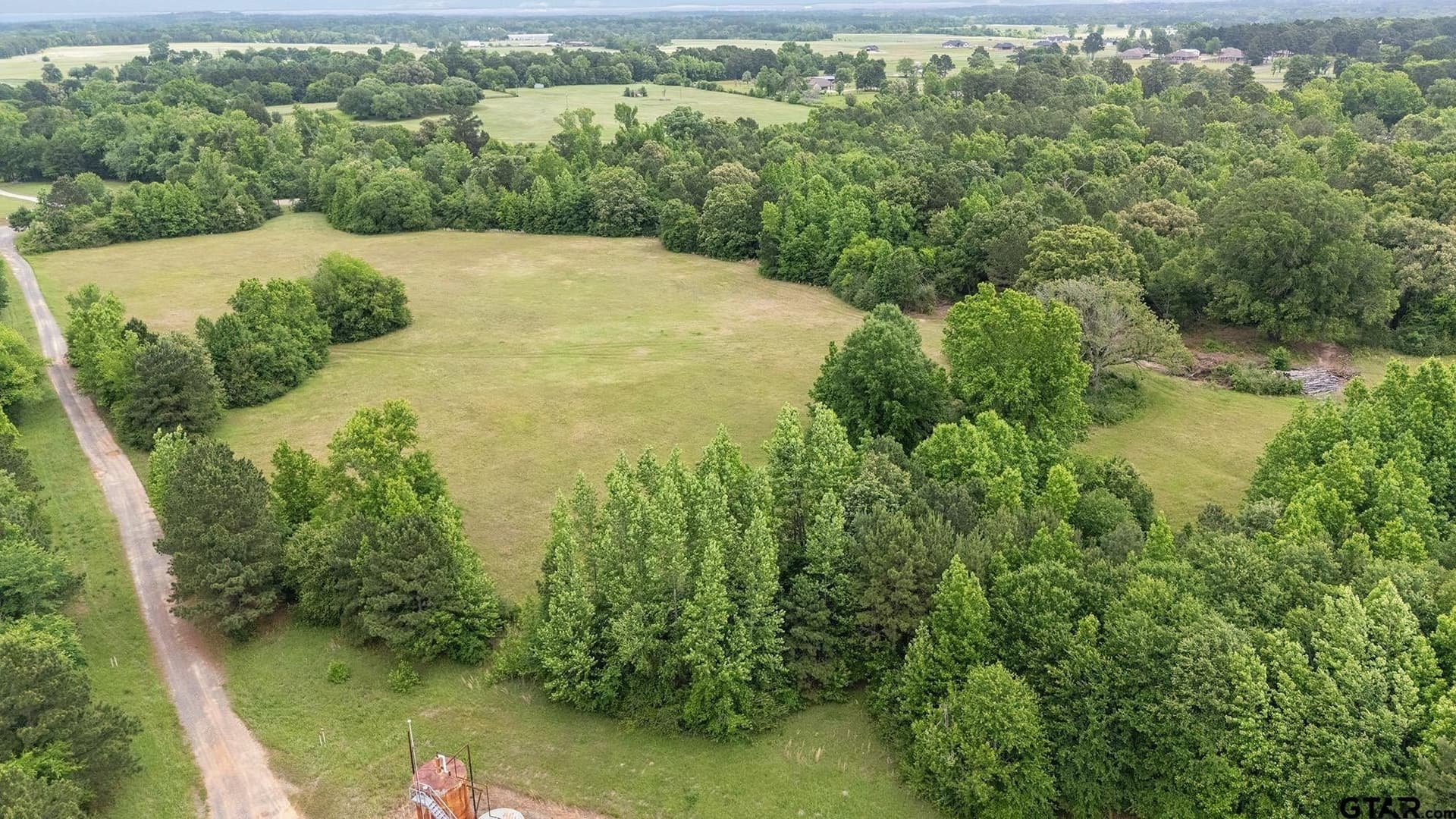 14.63 acres in Gregg County - photo 5
