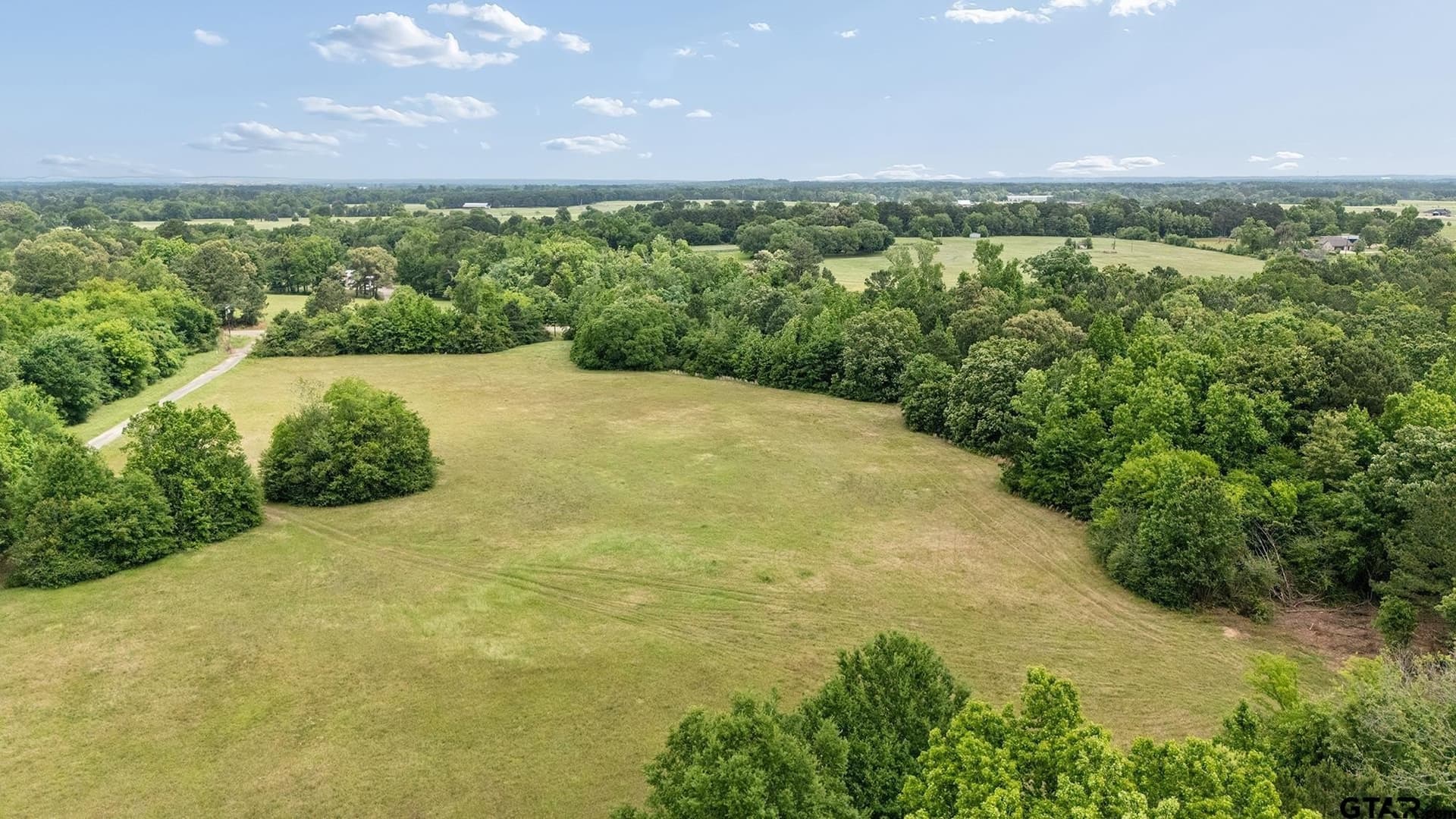 14.63 acres in Gregg County - photo 4