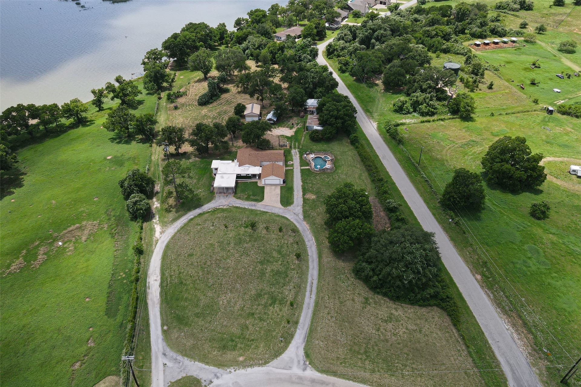 5.51 acres in Hood County - photo 5