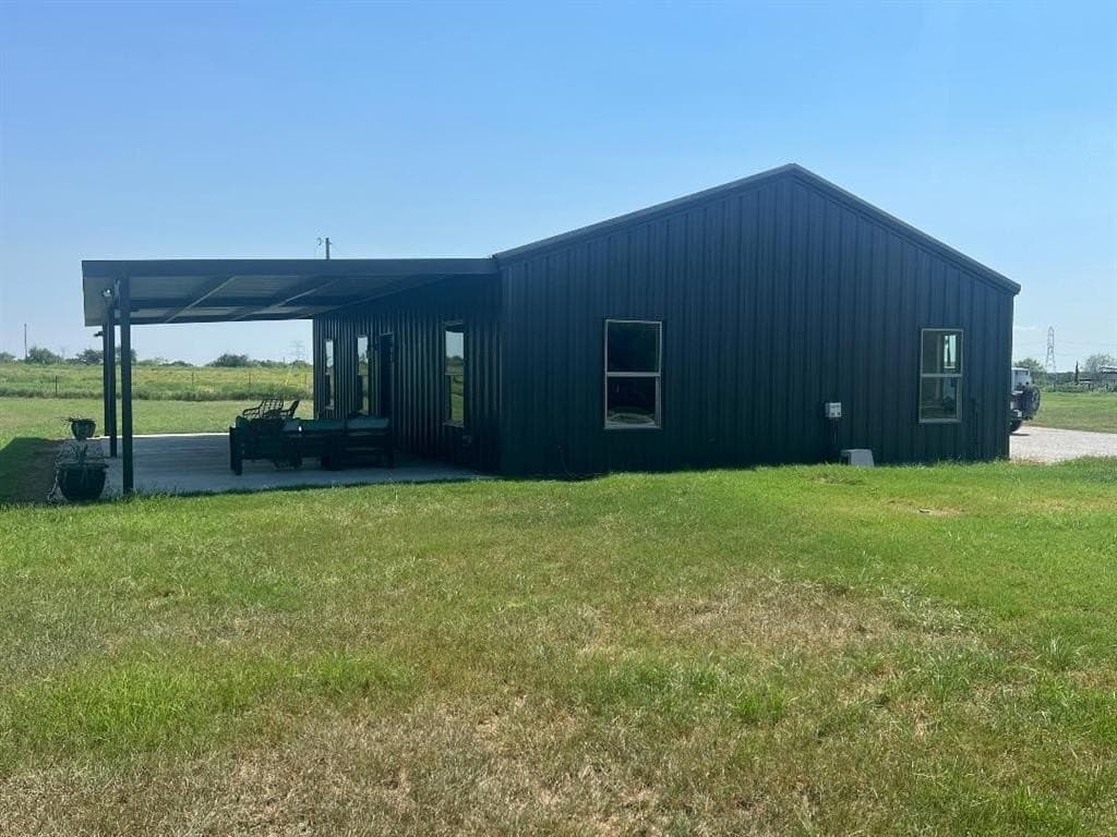 31 acres in Hill County featured view