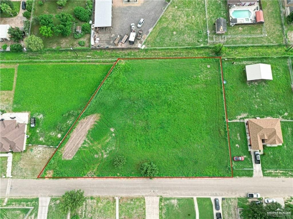 0.92 acres in Hidalgo County gallery image 3