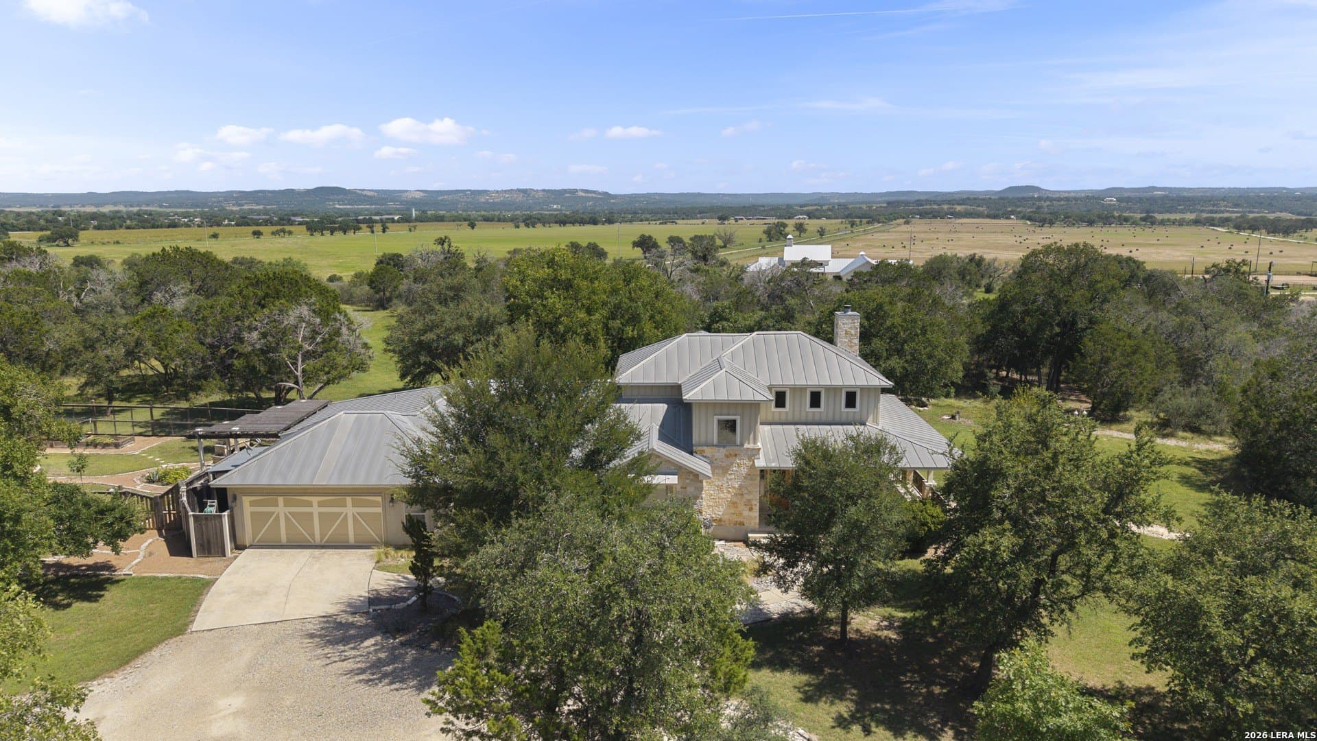 18.21 acres in Kerr County - photo 2