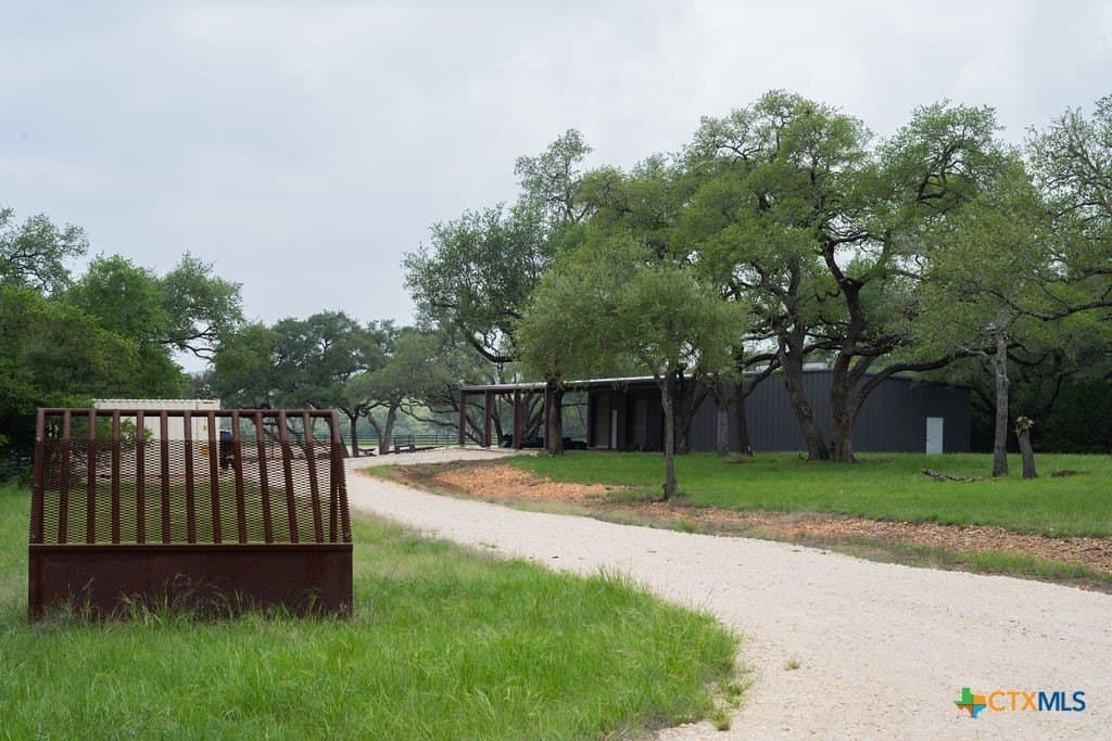 21 acres in Comal County - photo 26