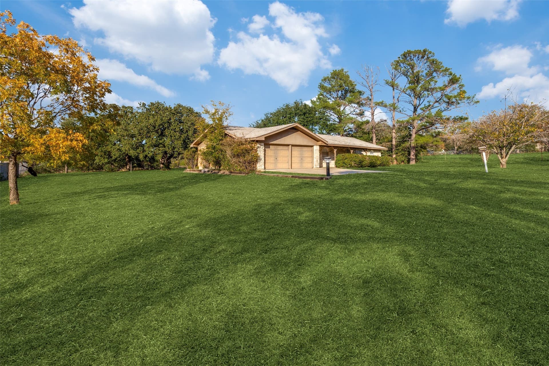 5 acres in Tarrant County gallery image 4