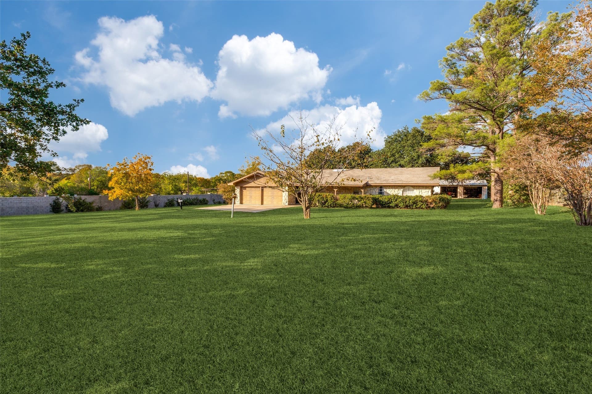 5 acres in Tarrant County gallery image 2