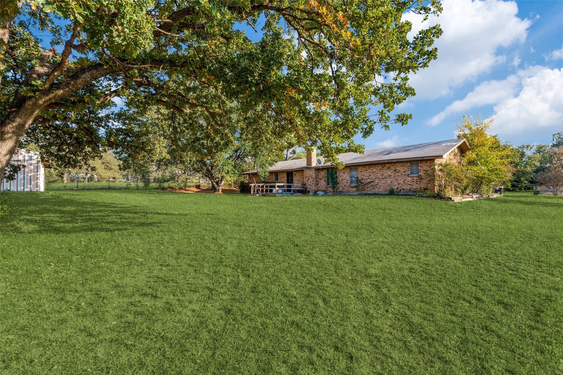 5 acres in Tarrant County - photo 8