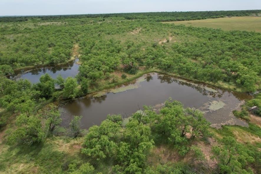 93.57 acres in Jones County