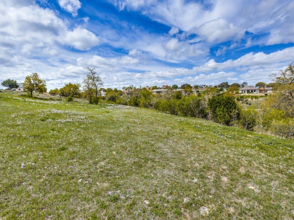 1 acres in Kerr County gallery image 3