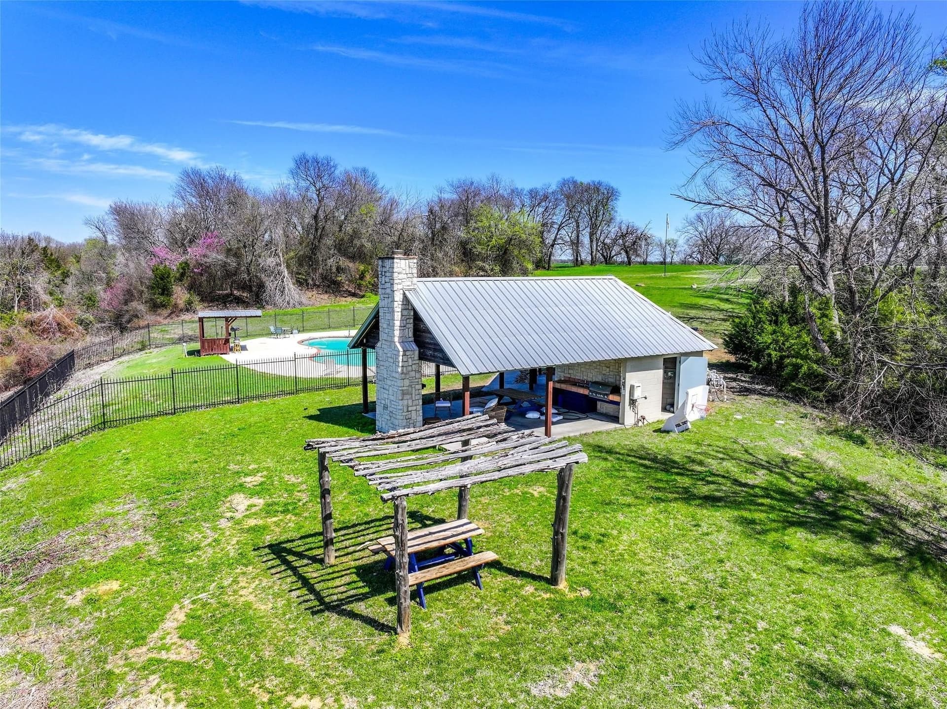 0.35 acres in Hunt County - photo 15