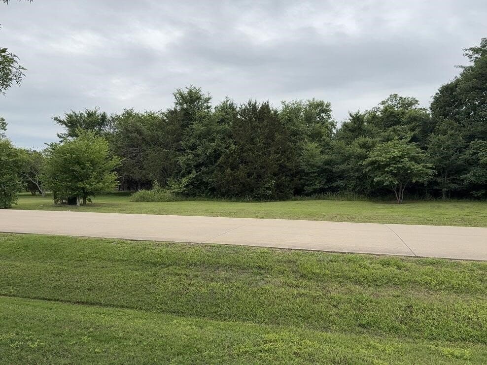 1.83 acres in Kaufman County gallery image 3