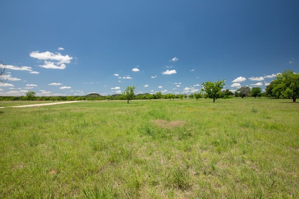 10.18 acres in Gillespie County - photo 9