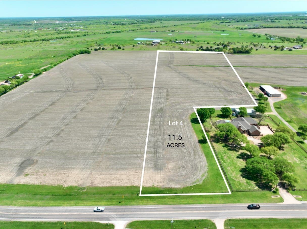 11.57 acres in Ellis County