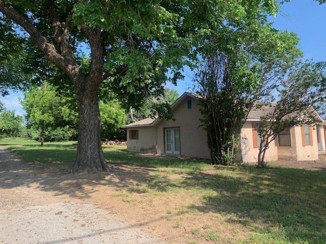 1.33 acres in Tarrant County featured view