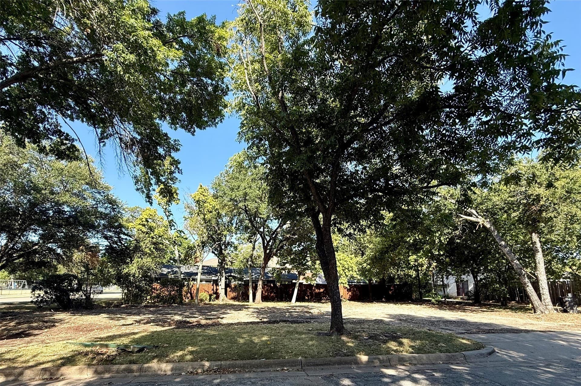 0.22 acres in Tarrant County - photo 2