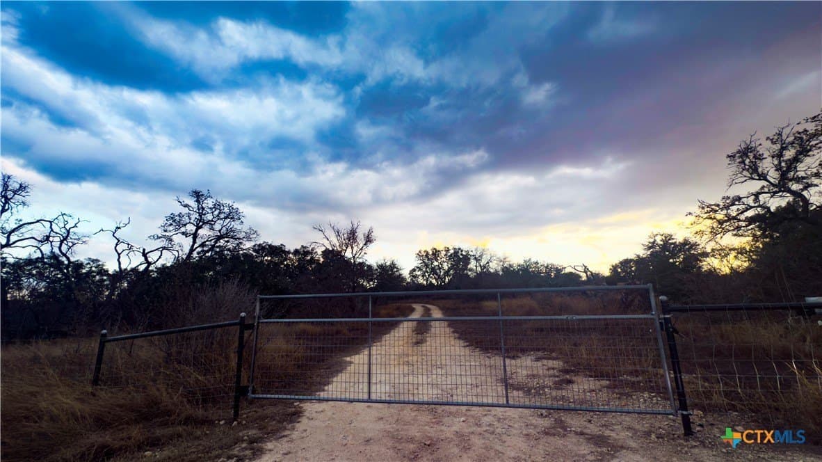 10.09 acres in Bell County gallery image 2