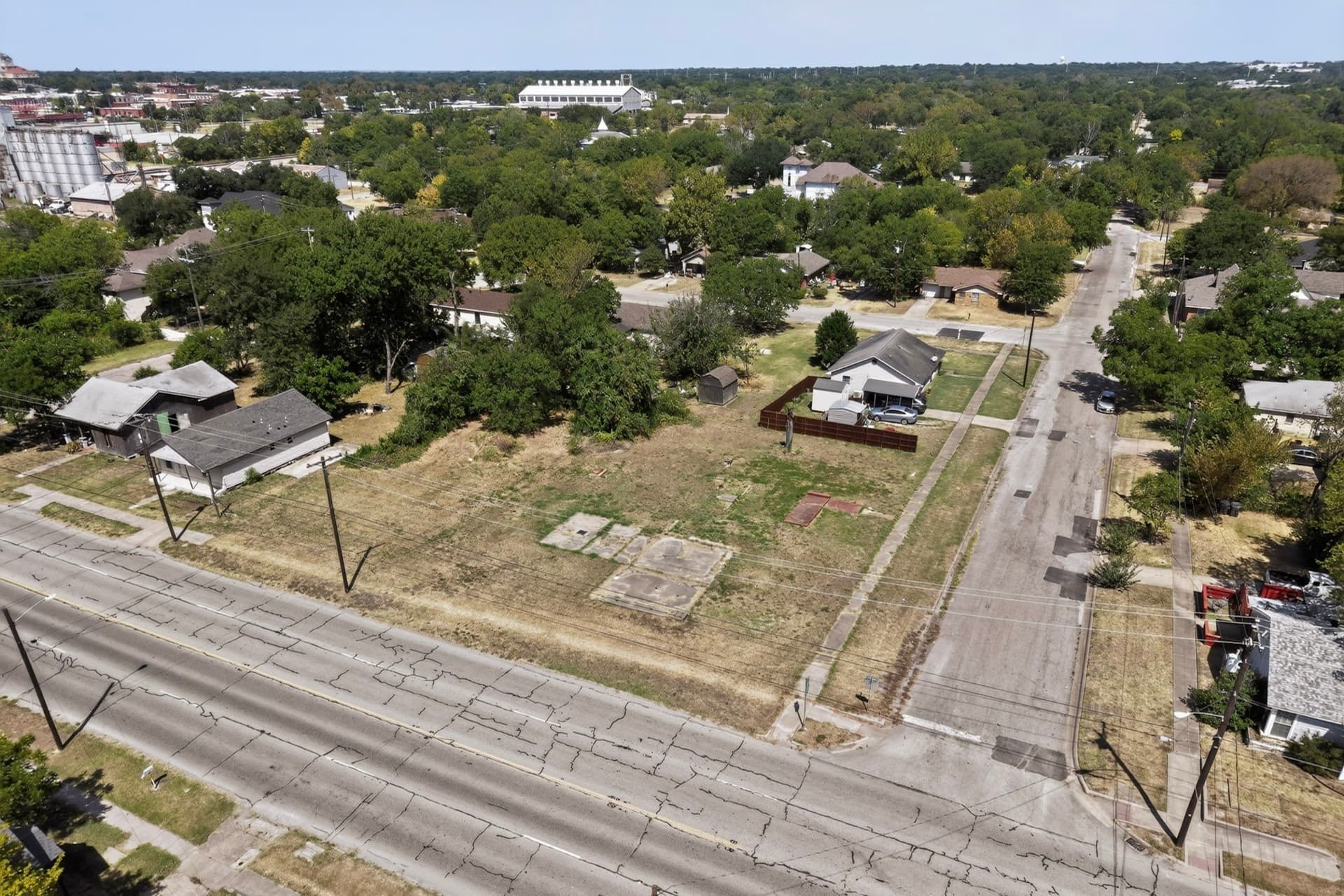 0.15 acres in Navarro County - photo 9