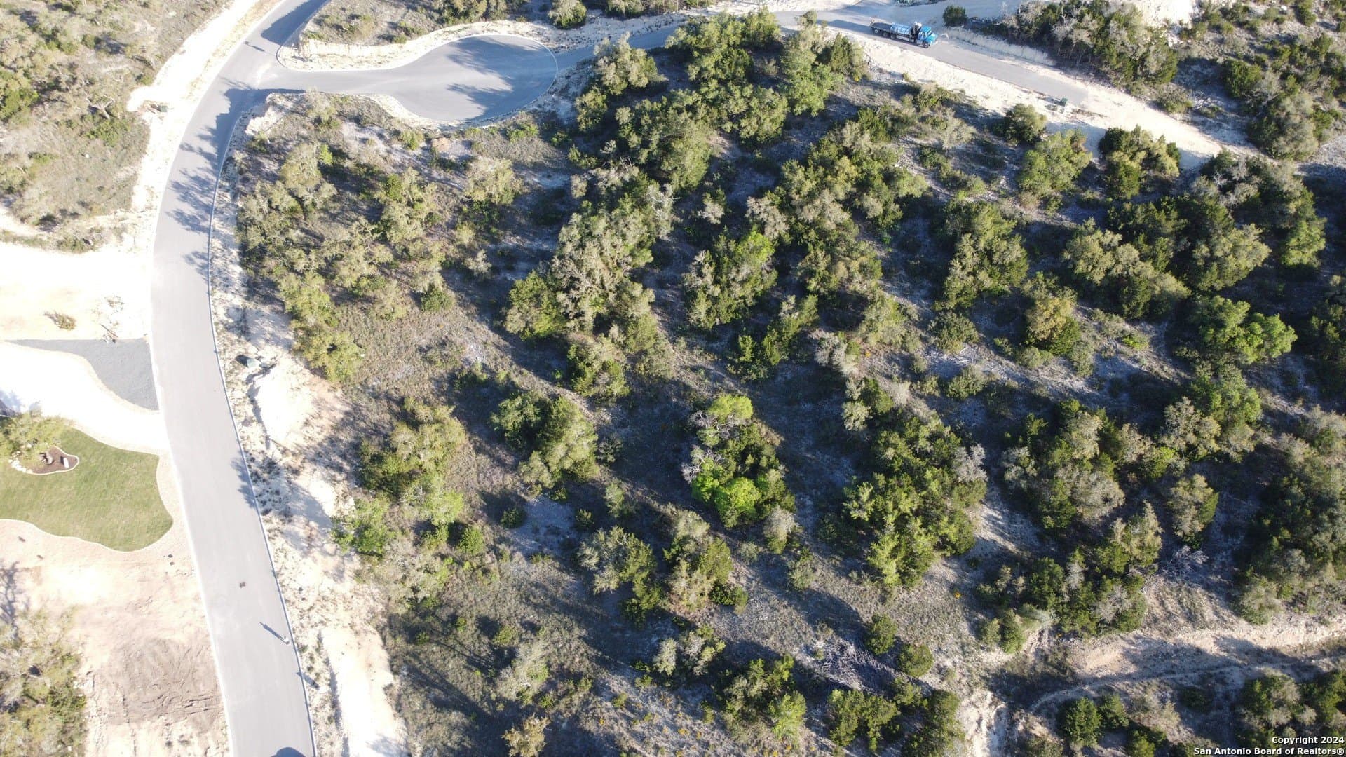 0.6 acres in Bexar County - photo 2