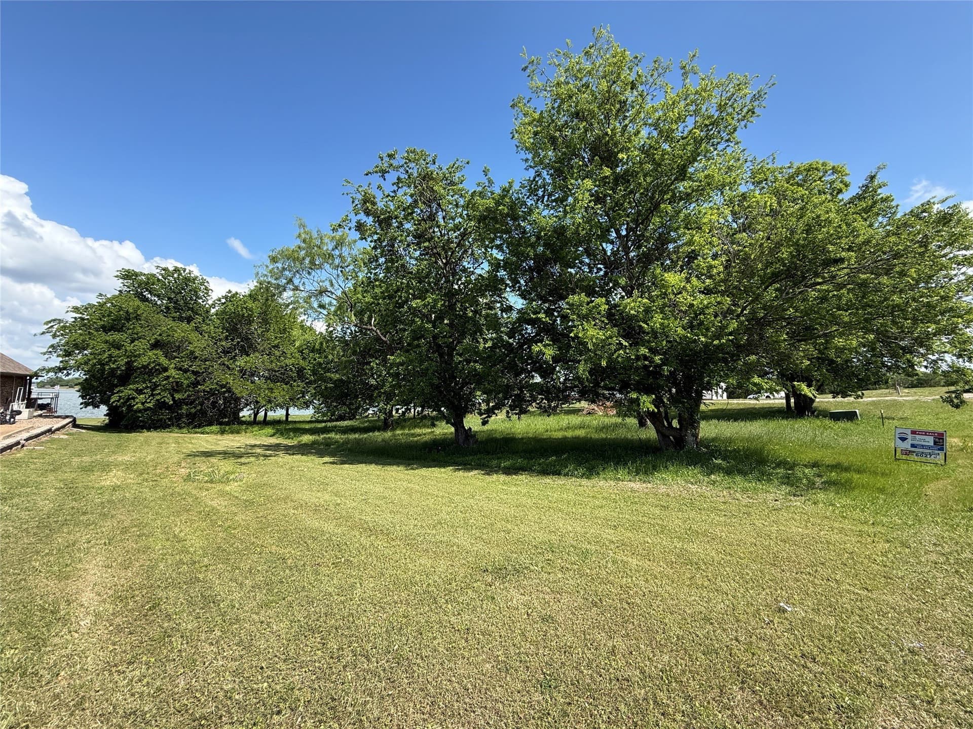 0.58 acres in Navarro County - photo 10