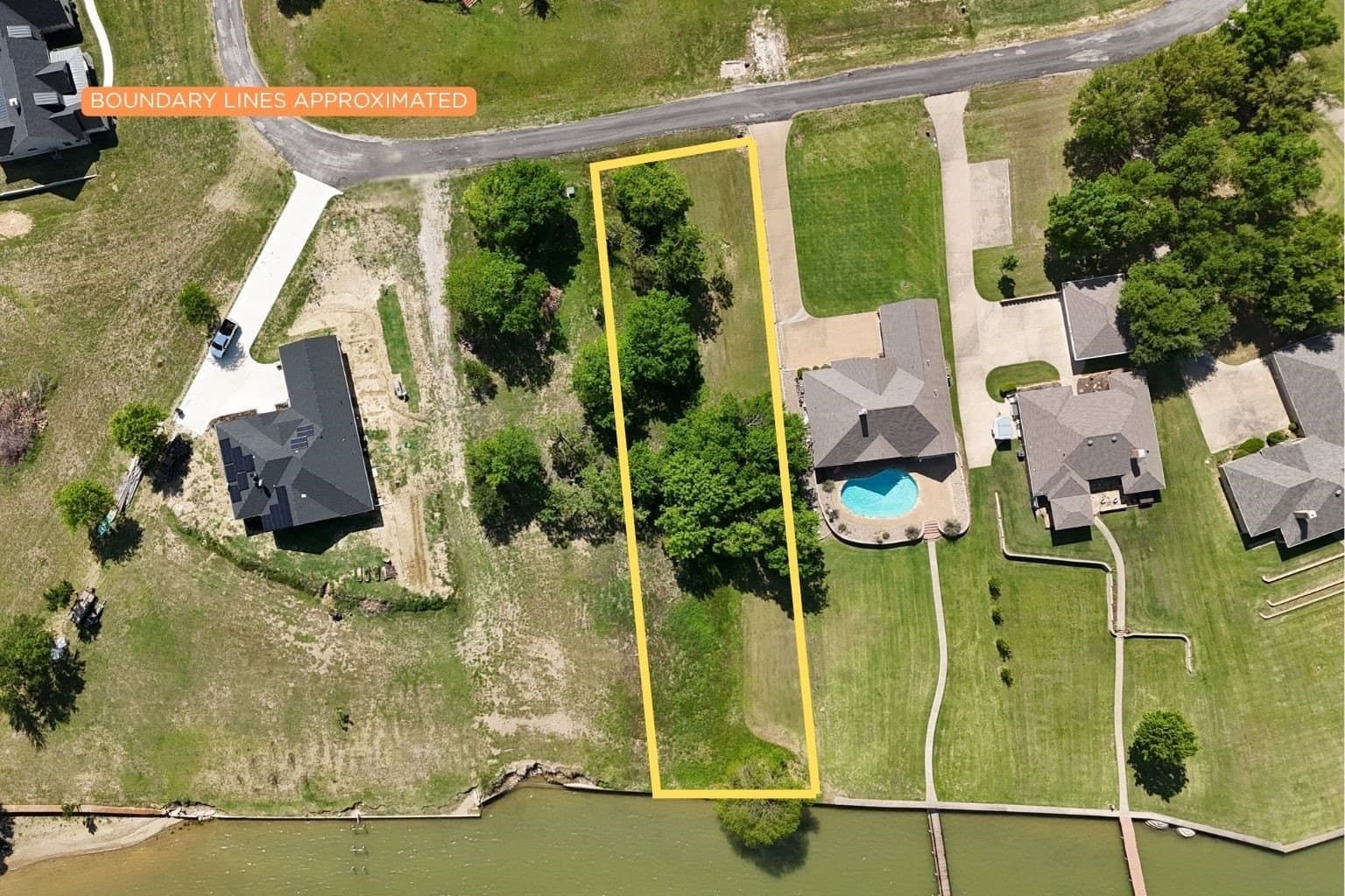 0.58 acres in Navarro County - photo 33