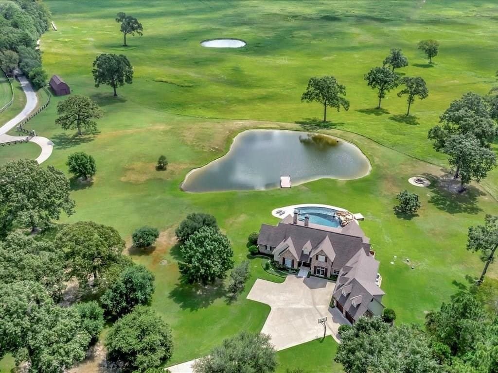 202.85 acres in Texas County gallery image 2