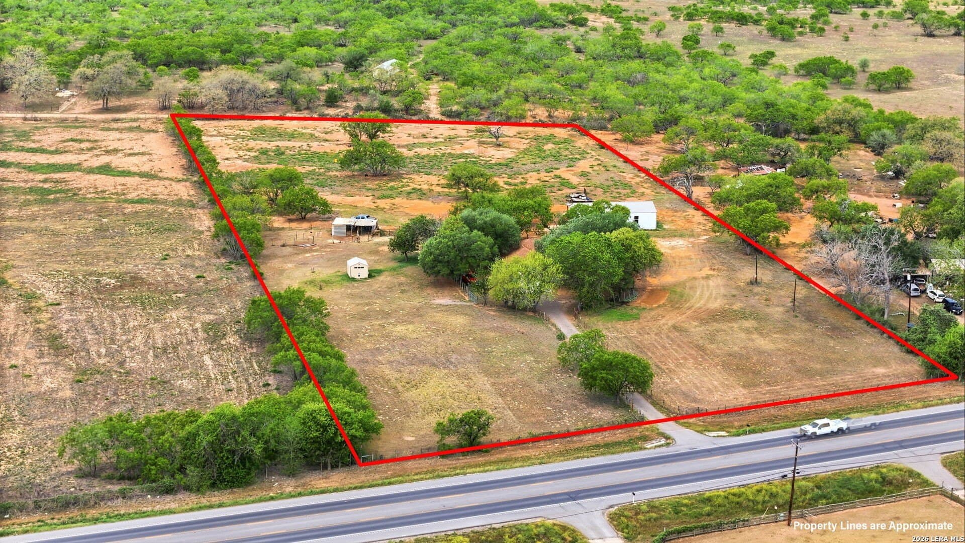 5 acres in Guadalupe County gallery image 4