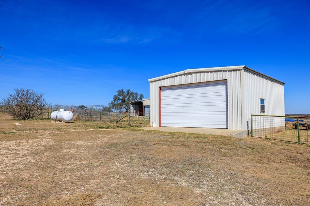 174.85 acres in Gillespie County featured view