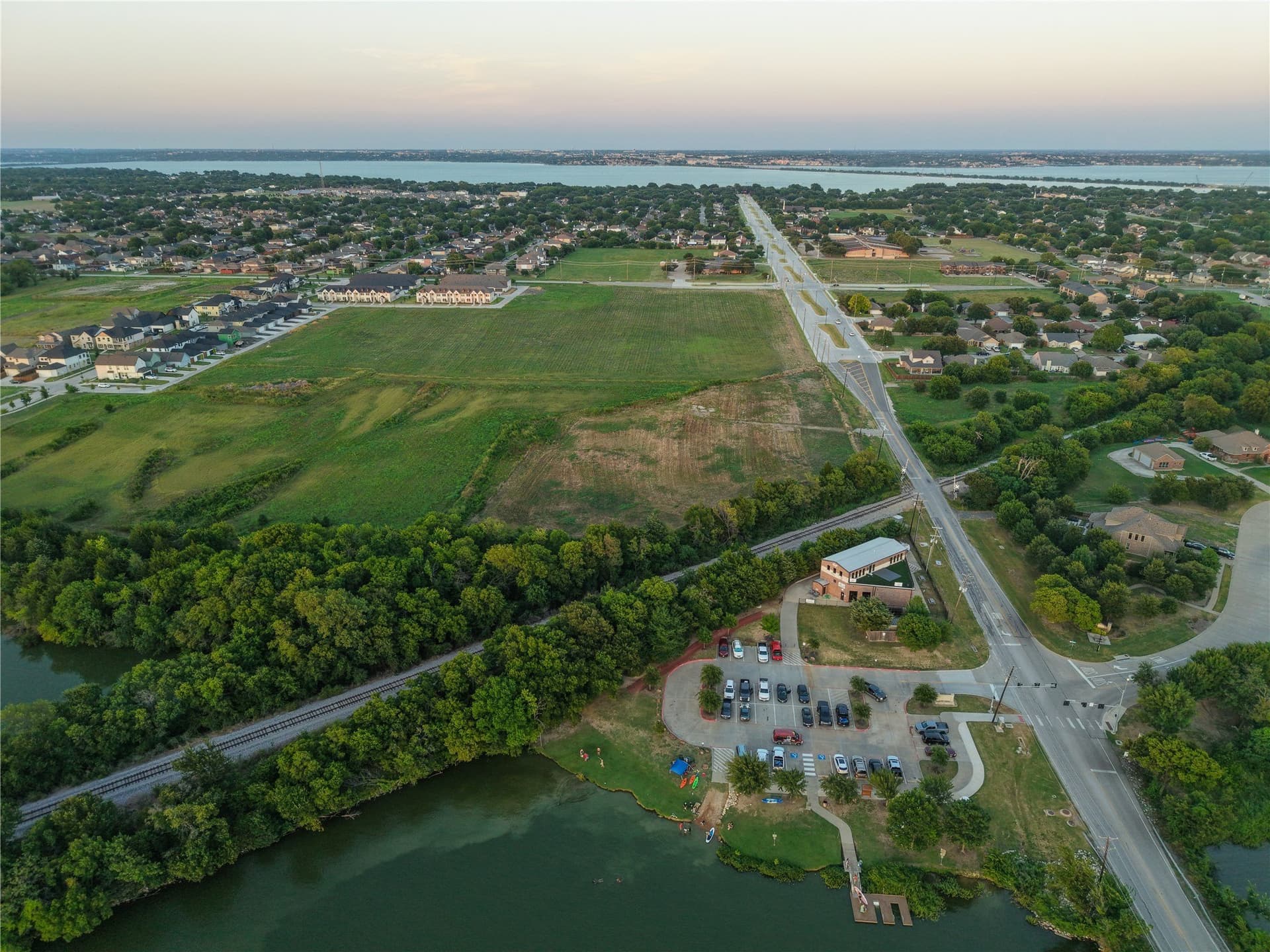 4.01 acres in Dallas County gallery image 2