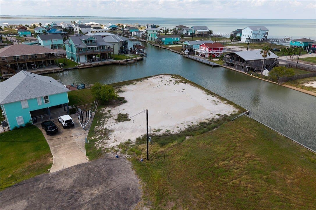 0.32 acres in Aransas County gallery image 2