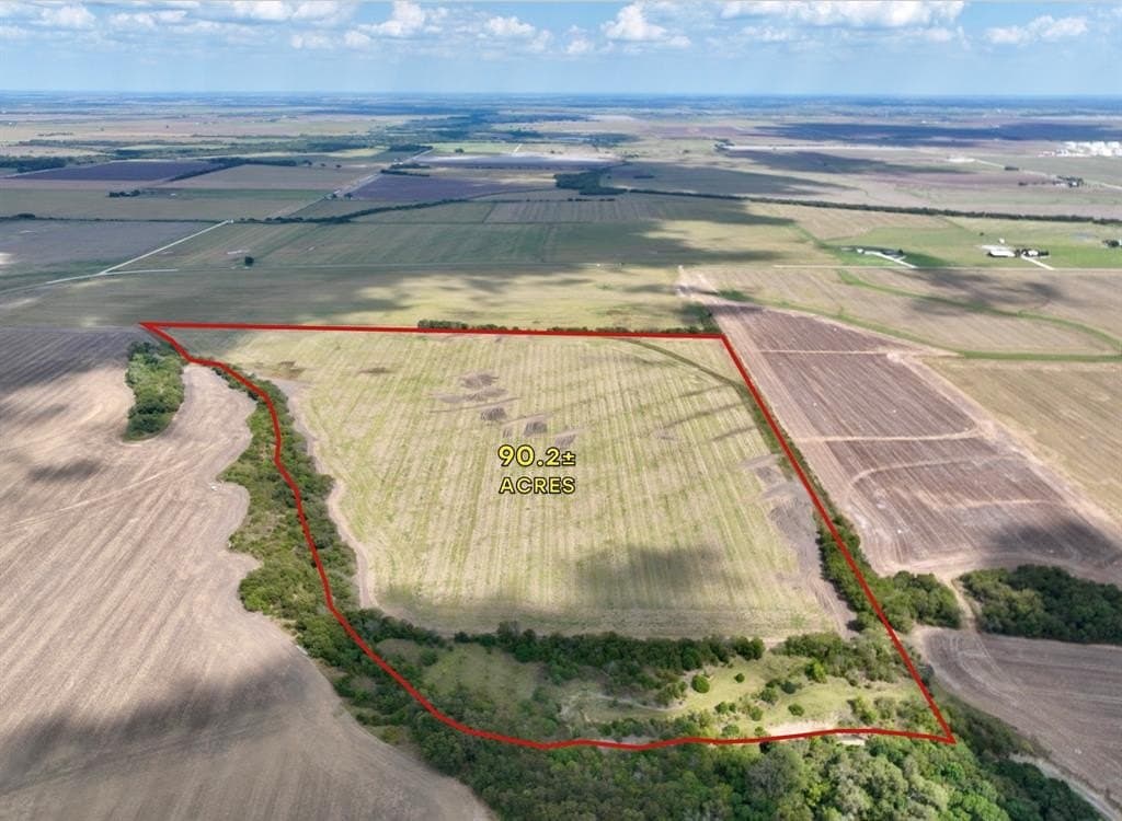 90.18 acres in Ellis County gallery image 2
