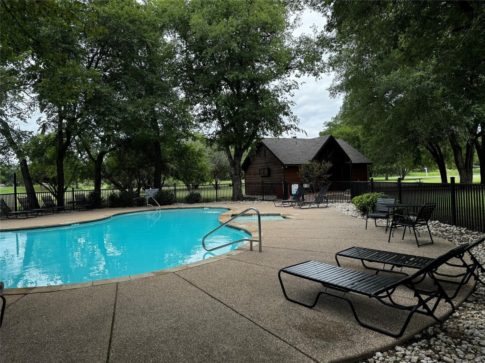 0.25 acres in Hill County - photo 12