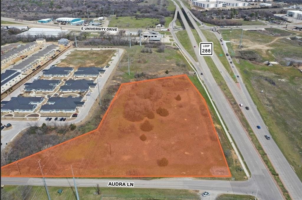 4.97 acres in Denton County gallery image 2