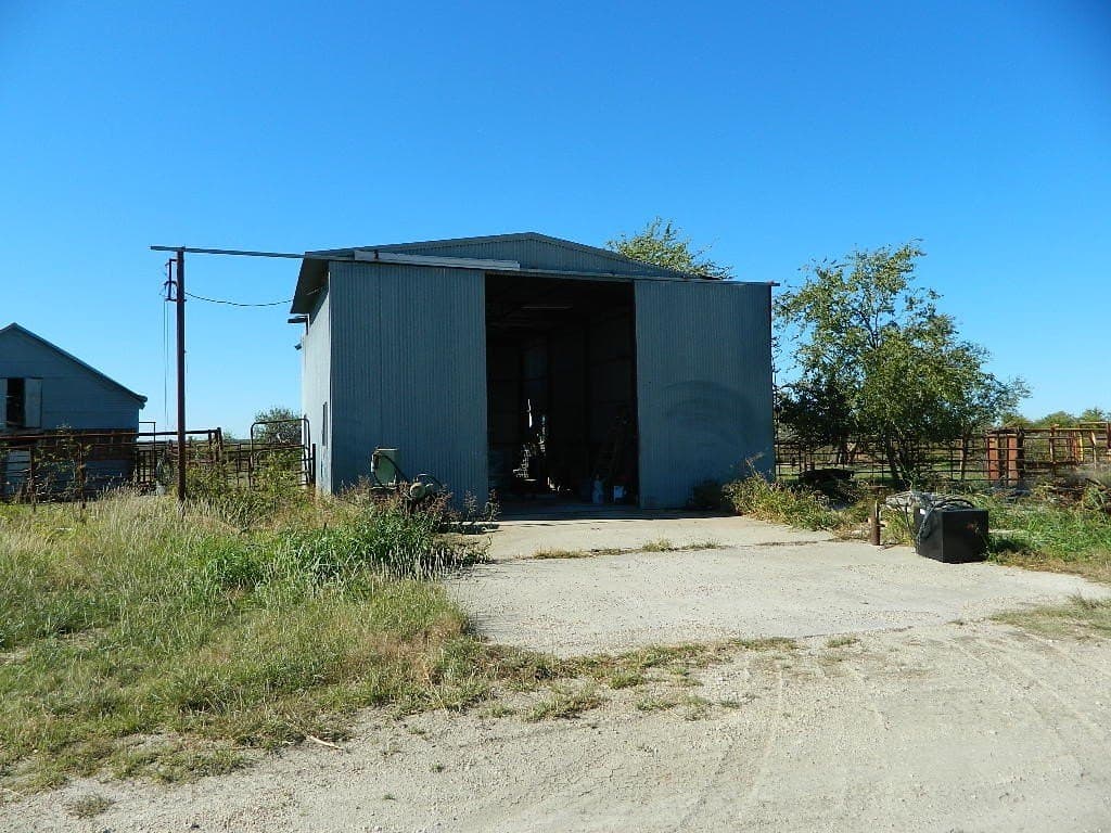 144.3 acres in Cooke County - photo 3