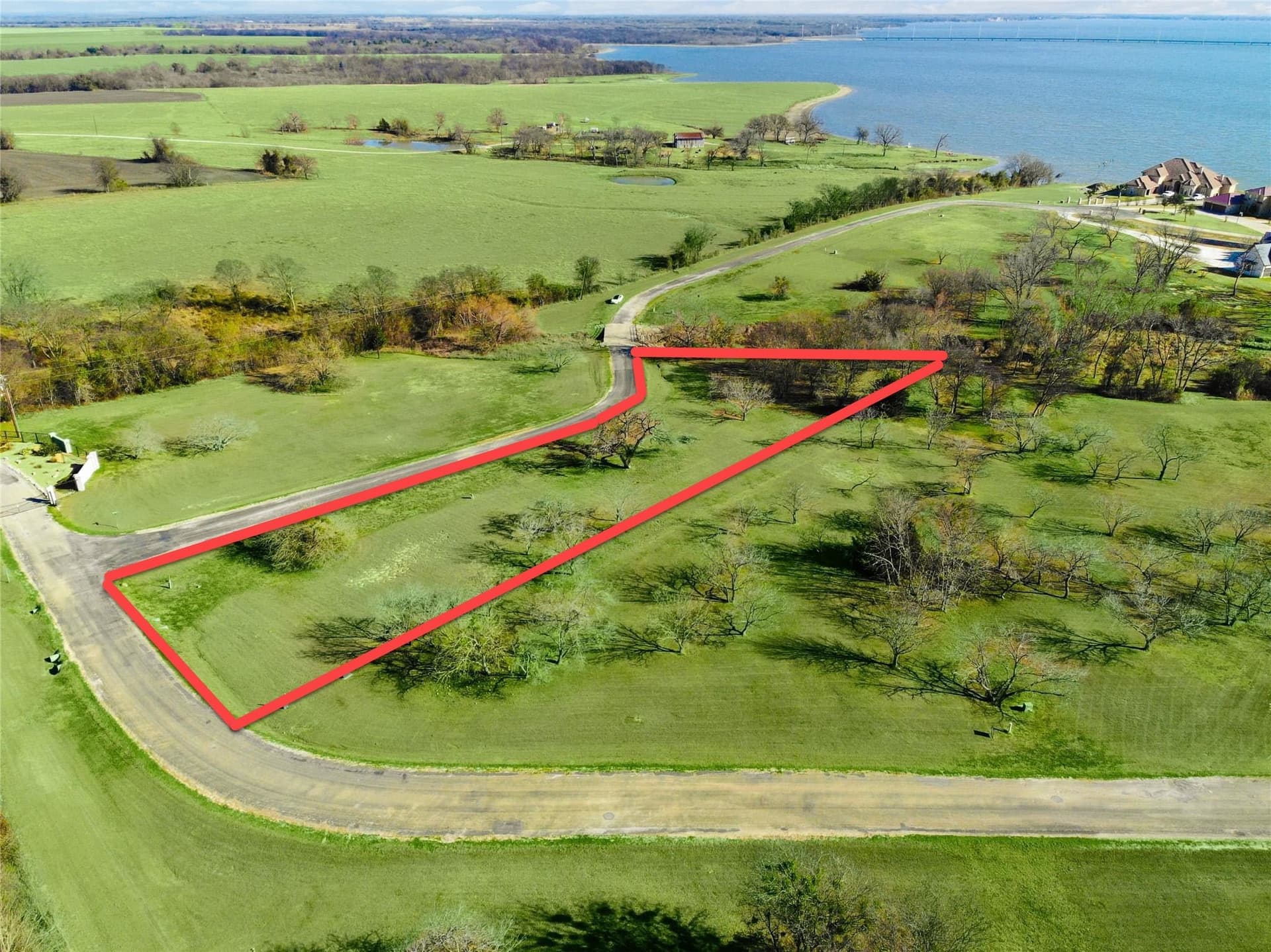 1.56 acres in Navarro County featured view