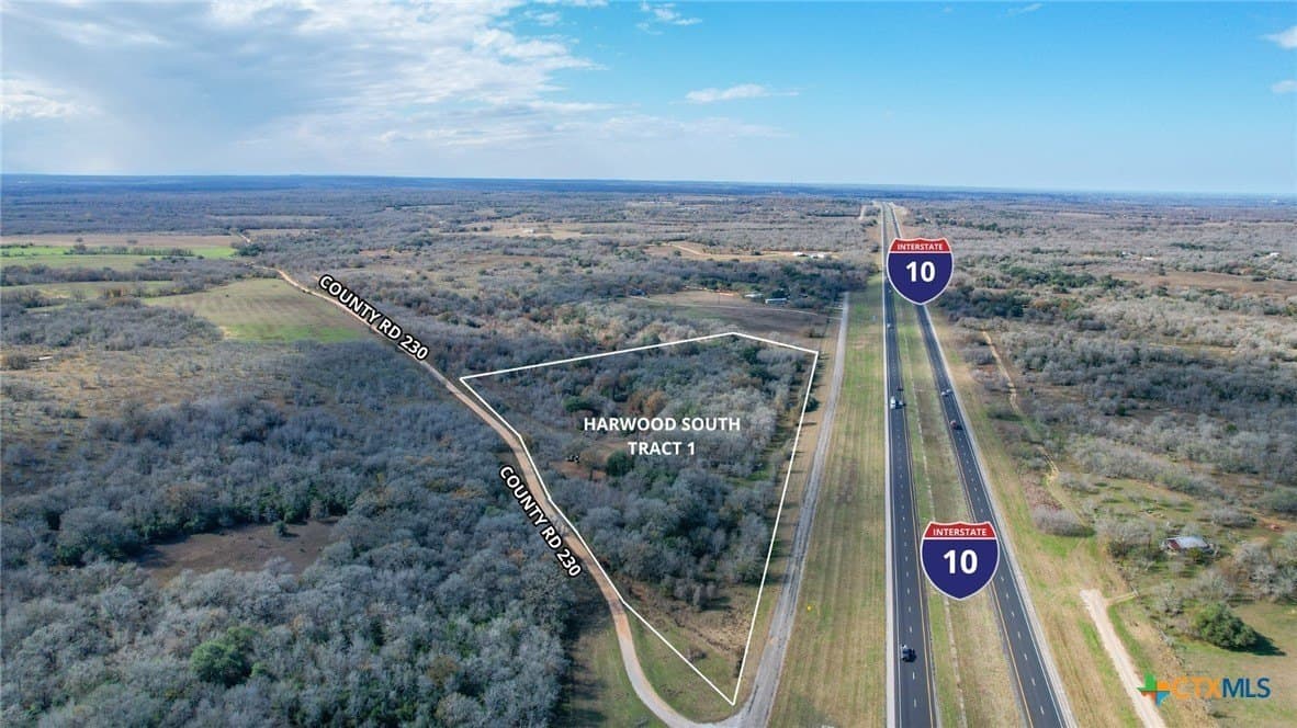 10.1 acres in Gonzales County