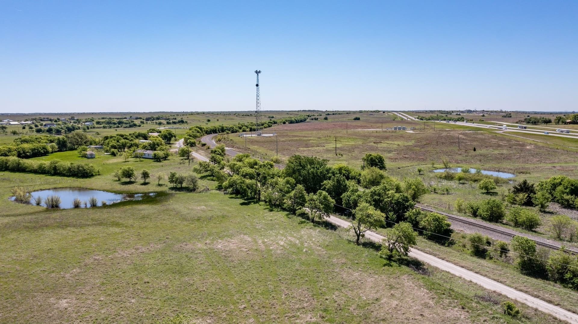 181.57 acres in Wise County - photo 10