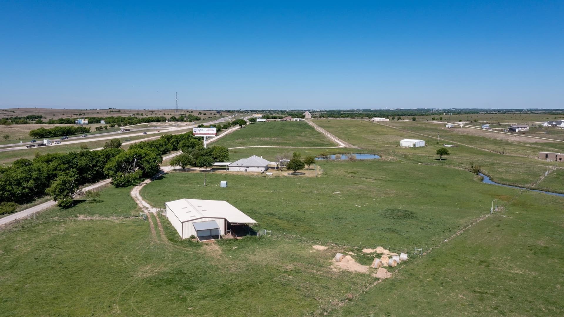 181.57 acres in Wise County - photo 9