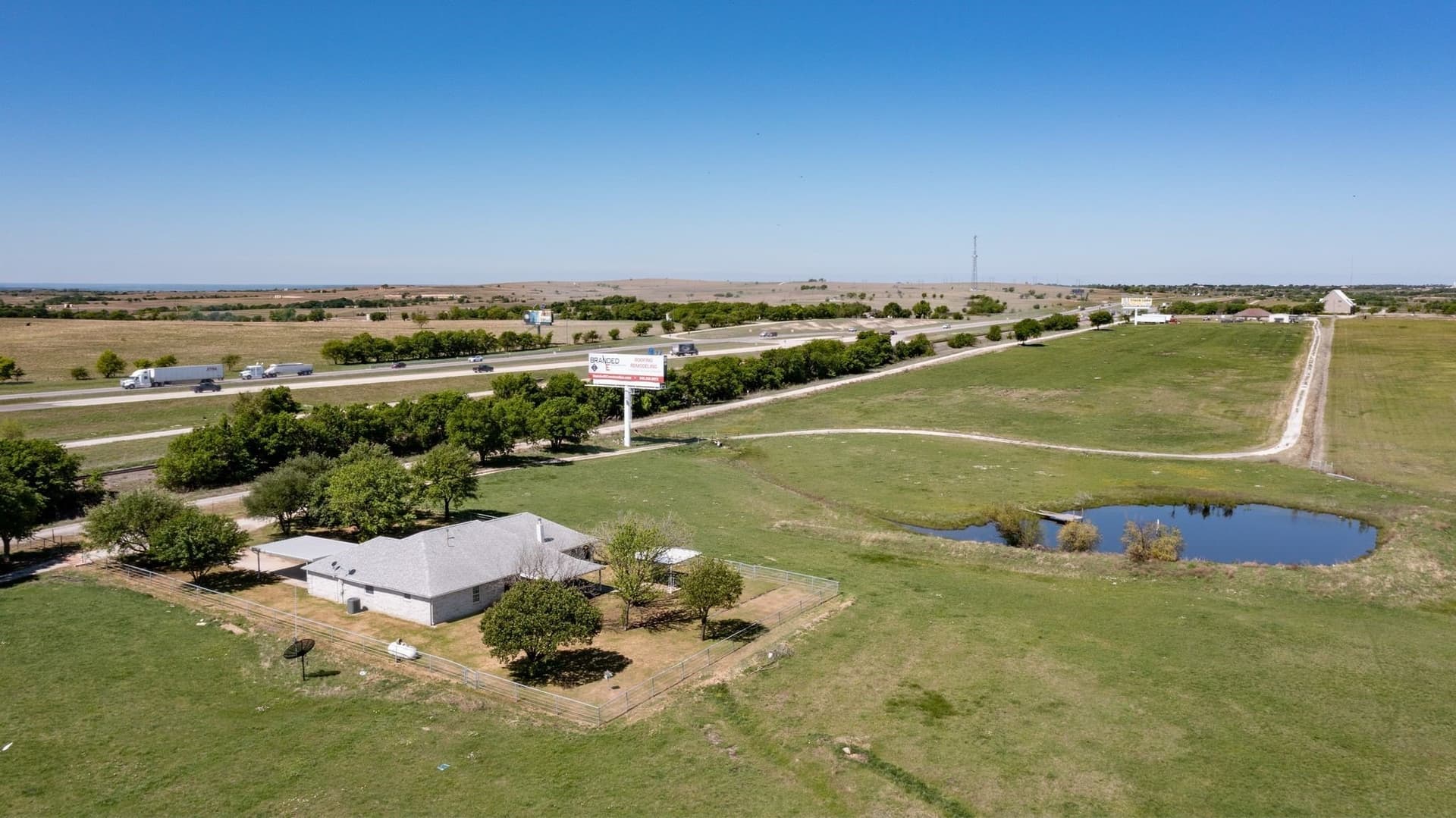 181.57 acres in Wise County - photo 8