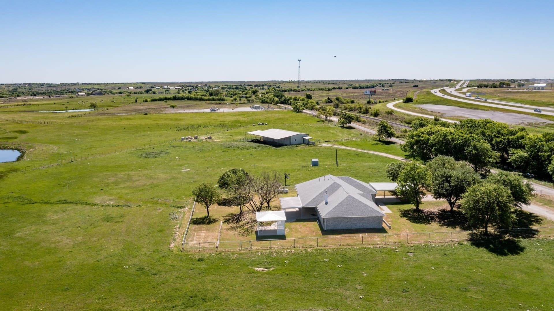 181.57 acres in Wise County - photo 6