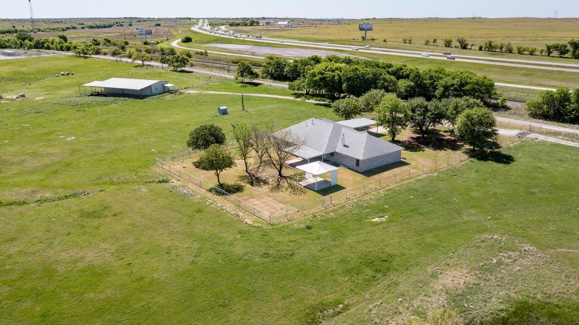 181.57 acres in Wise County - photo 7
