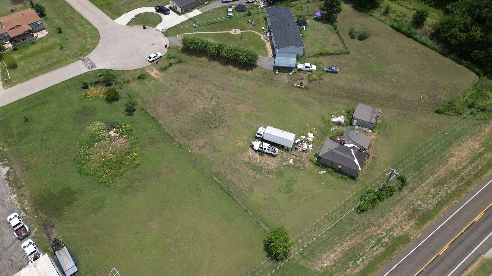 0.68 acres in Ellis County - photo 5